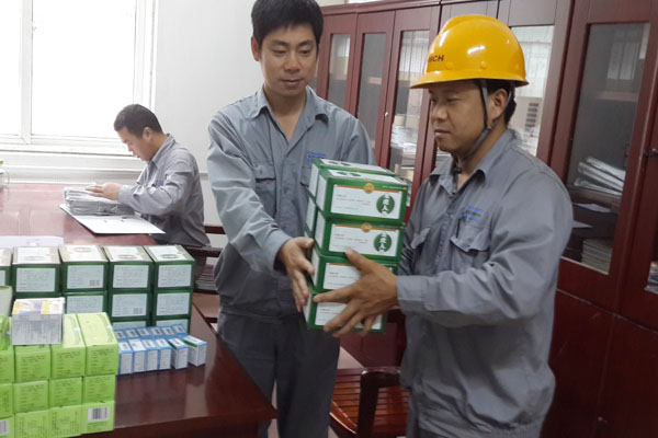 夏季生產(chǎn)防暑必備品.jpg 夏季生產(chǎn)防暑必備品.jpg